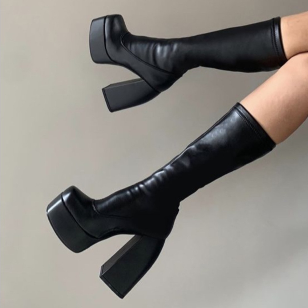 Brand New Steve Madden knee-high boots